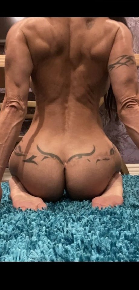 Jewels Jade leaked onlyfans content