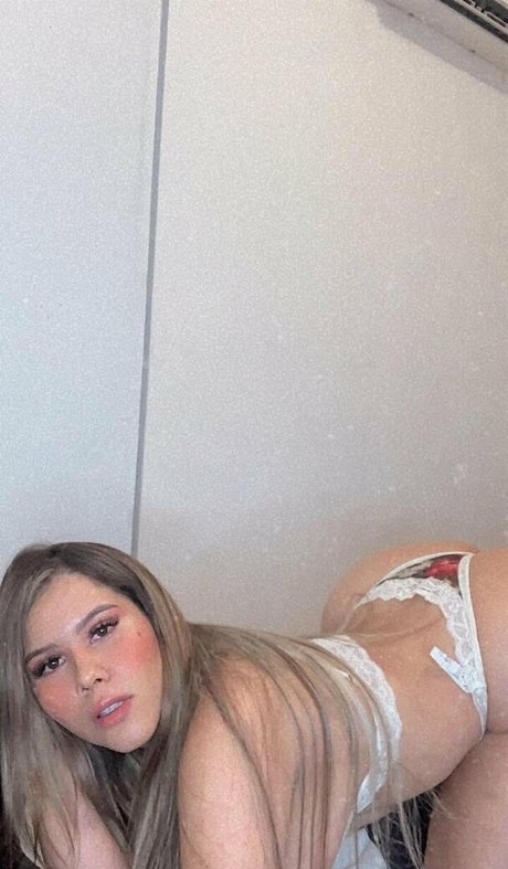 Desiree Gonzalez onlyfans.