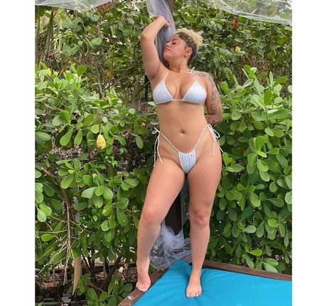 Domovelez naked only fans