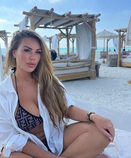 influencer girls onlyfans exclusive exposure