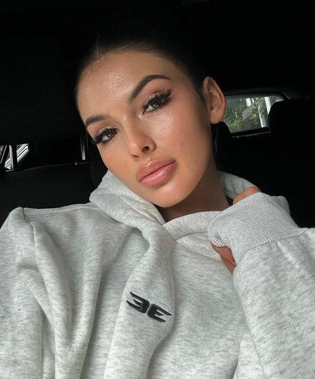 Eliza Inverno onlyfans leaked