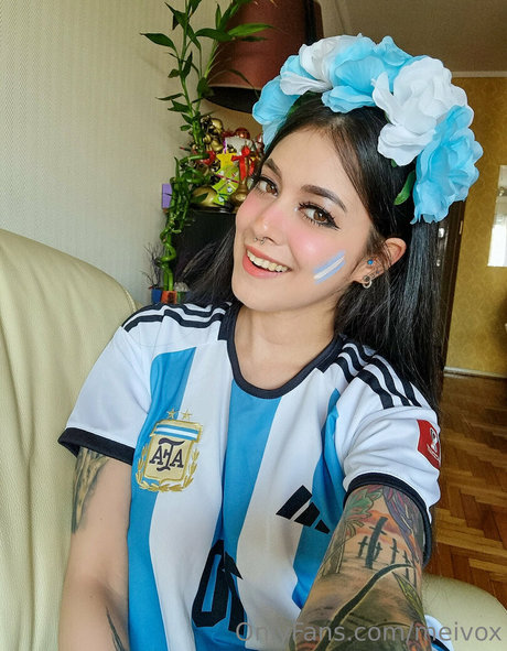 meivox onlyfans strip tease