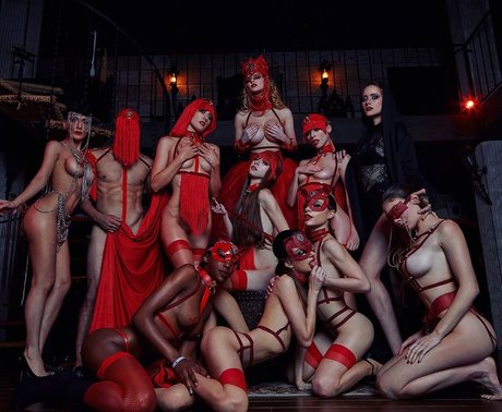 kinkyrabbitclub onlyfans images