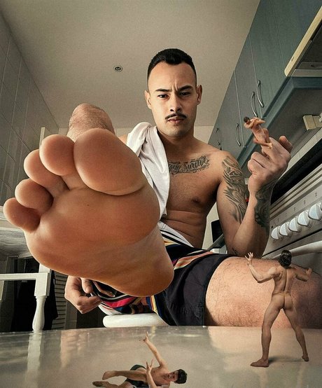 giant pablo on onlyfans