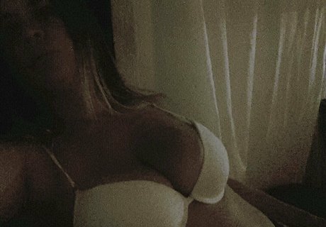 debboracarl  candids