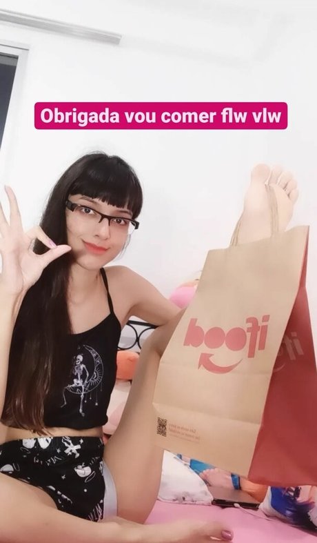 girlfriend onlyfans beautiful nude plate