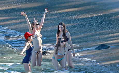 Haim Sisters Profile image