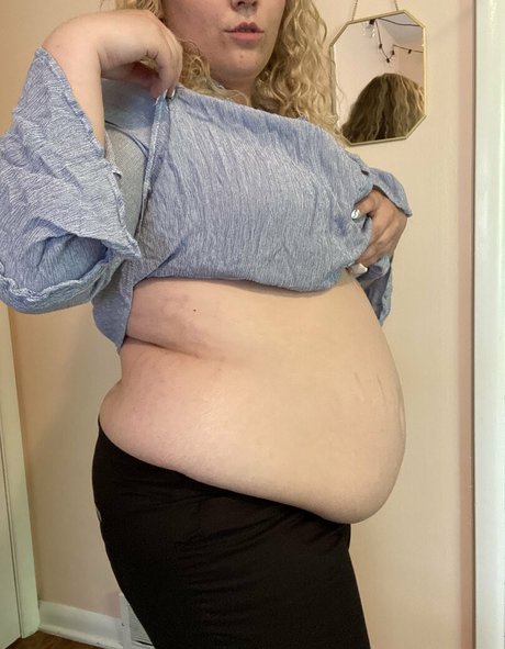 big ass pussy onlyfans top self-portrait