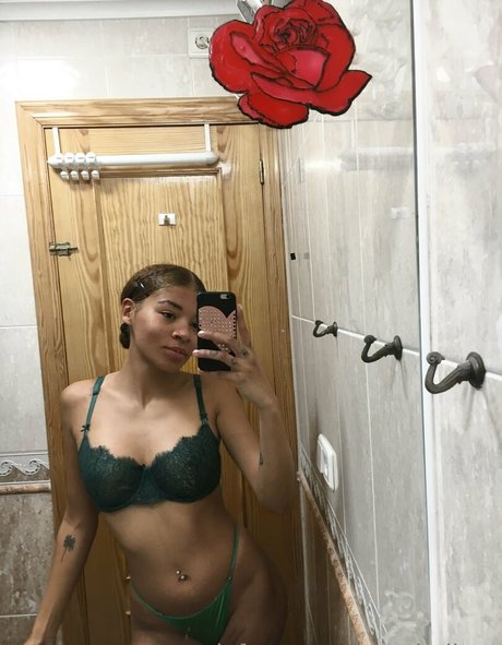 aquabelle x onlyfans explicit content