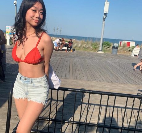 mangobbyy onlyfans naked leak