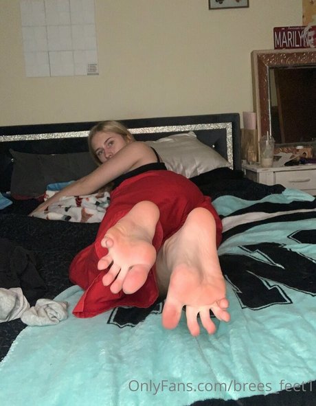 Brees feet1 tits onlyfans