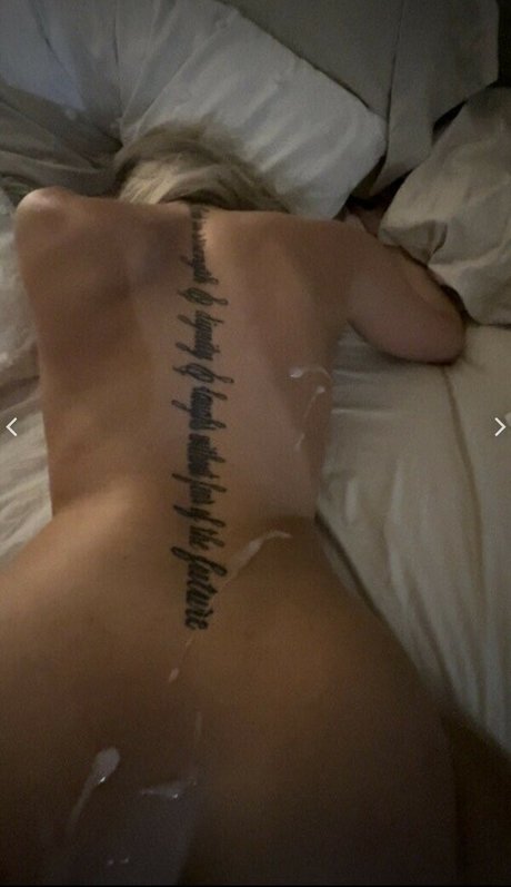 asmr babe onlyfans hot nude illustration