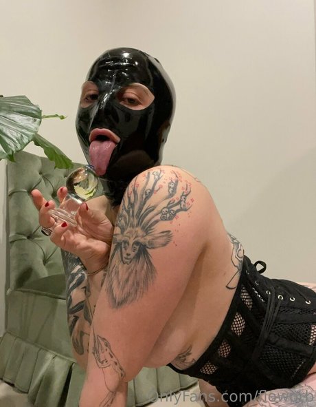 floworb onlyfans picture