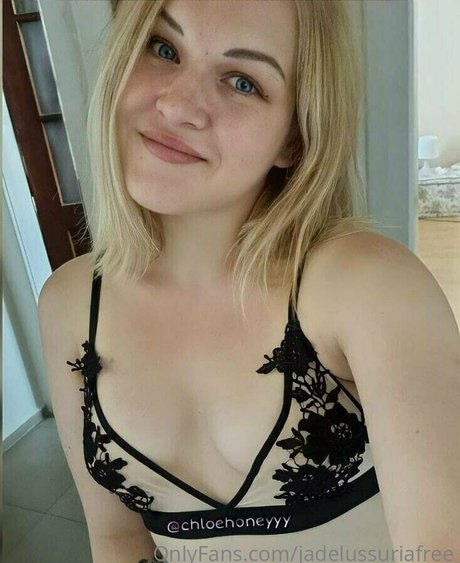 jadelussuriafree only fans nude