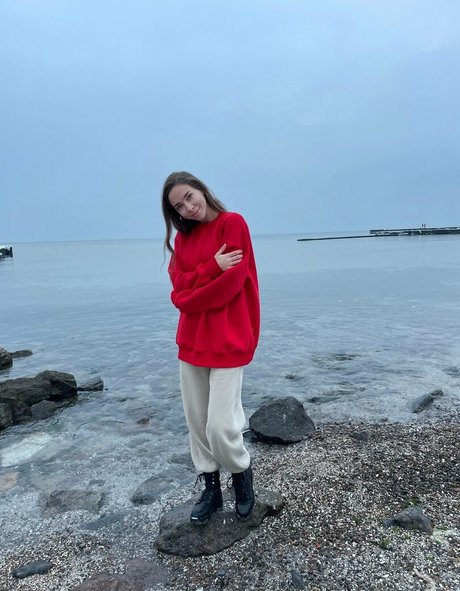 lili babe feet onlyfans