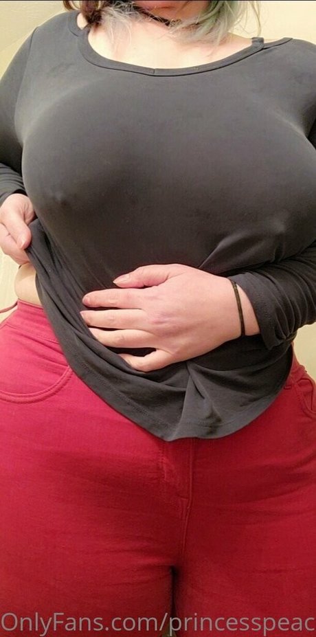 babe brunette onlyfans perfect selfie