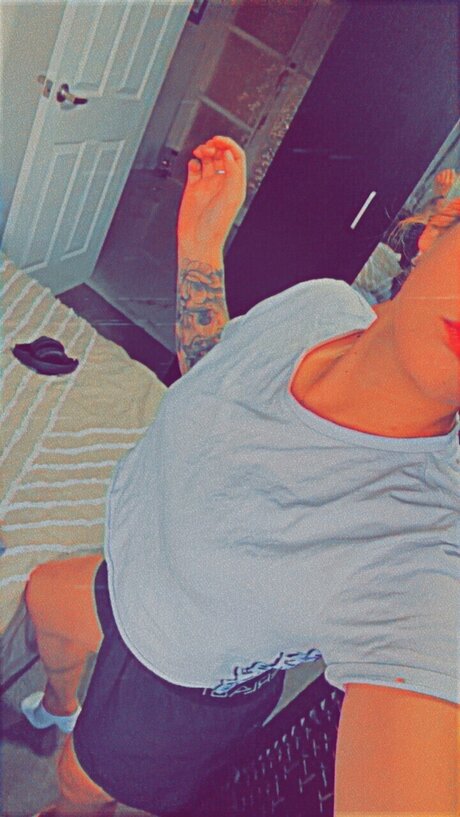 lavaxgirl nude on onlyfans