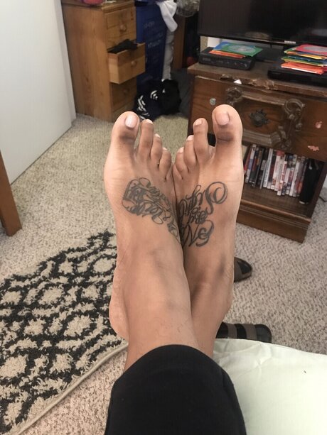Swtfeetchris free onlyfans