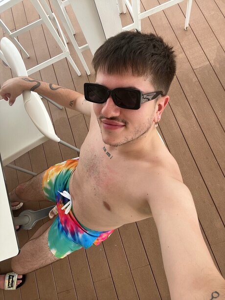 Hi it s me Santi onlyfans naked porn