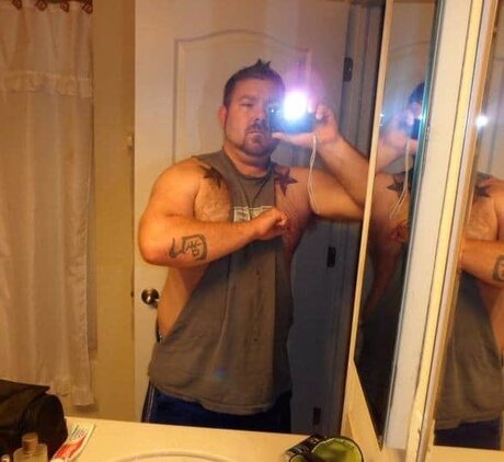 Jeepweeler naked on onlyfans