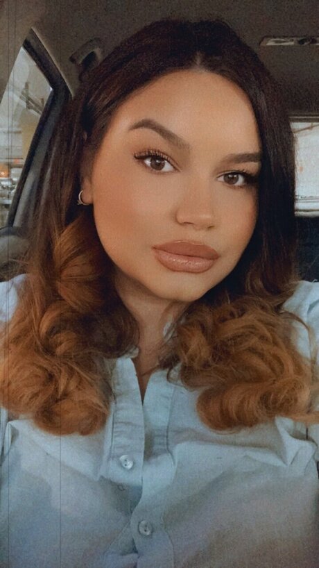 Magicadeline onlyfans leaked.