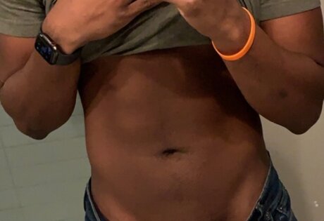 Troy Huxley onlyfans nude content