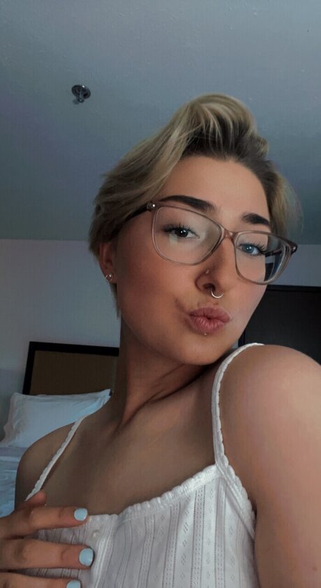 NikkySue onlyfans nude leaked