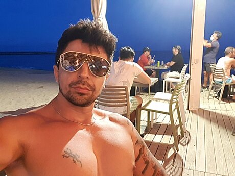 Nelstrong onlyfans leaked