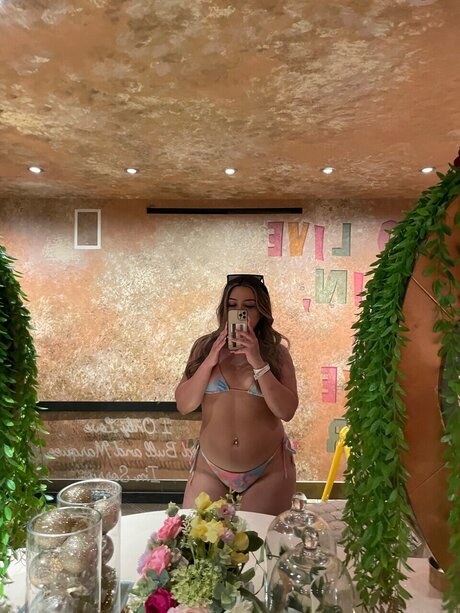 Raylenee onlyfans strip tease