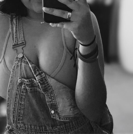 Angelina Rose nude onlyfans leaked