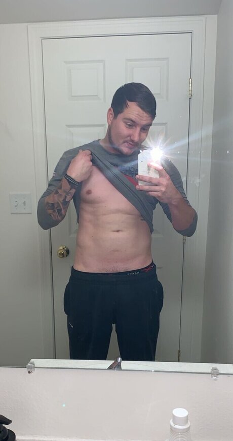 Ryan Reid desnuda onlyfans