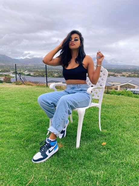 Babygirlzee98 onlyfans leake