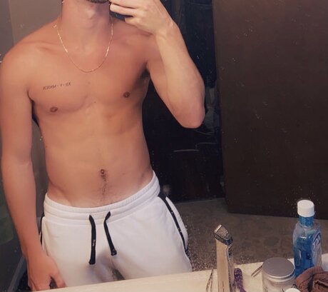 JamesGray strip onlyfans