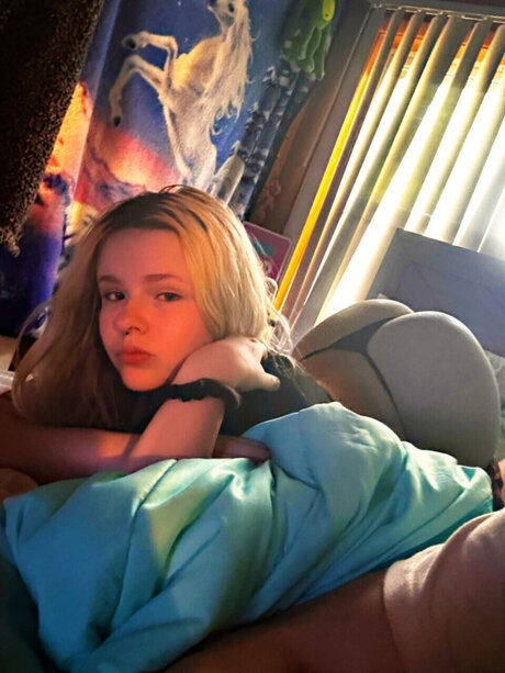 Lil Freak_ nude onlyfans porn