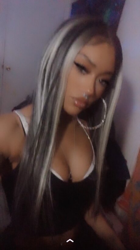 chicks with dicks onlyfans erotic snapshot