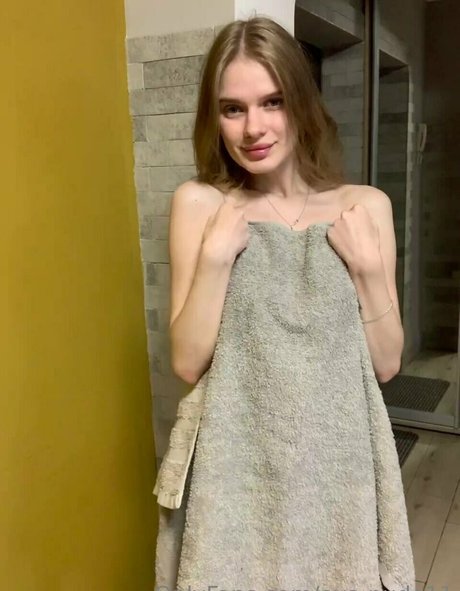 eva nude11 nude onlyfans pics