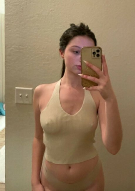 Leah Fennelly onlyfans leaked photos