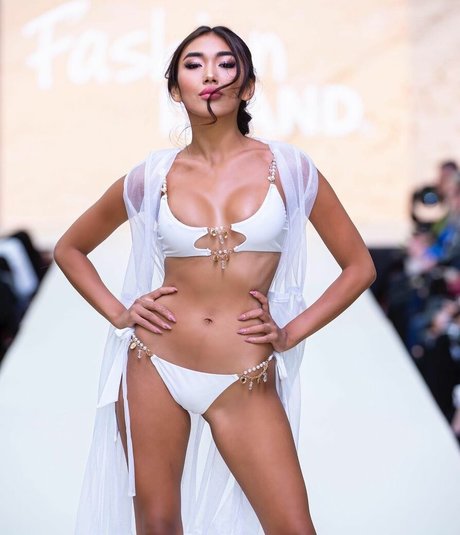 Asya Sun onlyfans uncensored