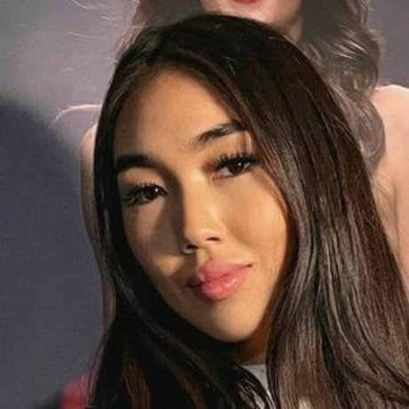 Asya Sun feet onlyfans