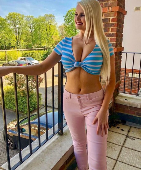 Zandra May only fans leaks porn