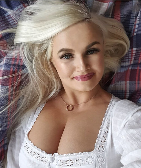 Zandra May onlyfans porn leak