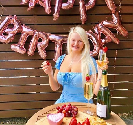 Zandra May onlyfans porn leaked