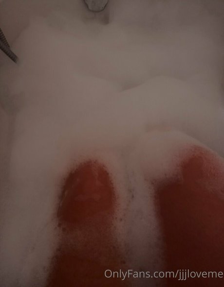 jjjloveme nude on onlyfans