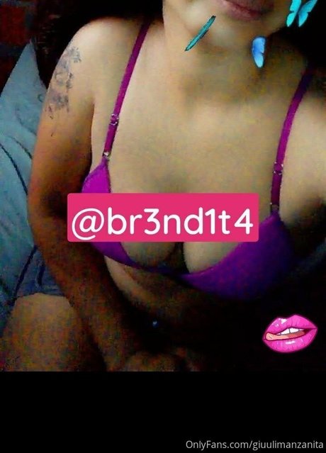 giuliibabyy onlyfans leaked tits