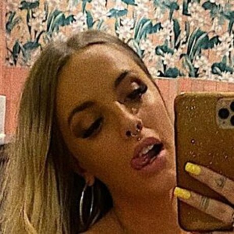 Hana Alexiss onlyfans