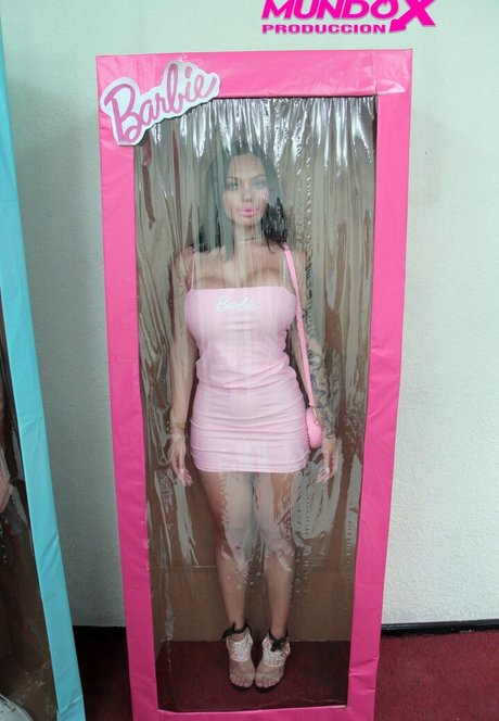 Nicol Loveee onlyfans leaks.