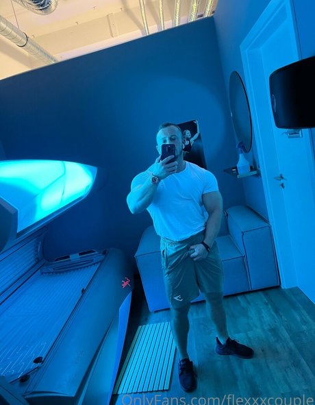 flexxxcouple onlyfans joi