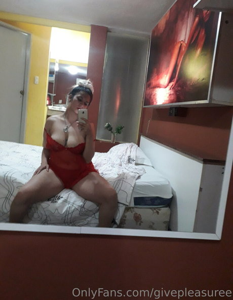 givepleasuree onlyfans nudes