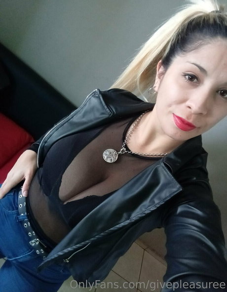 givepleasuree onlyfans porn leaks