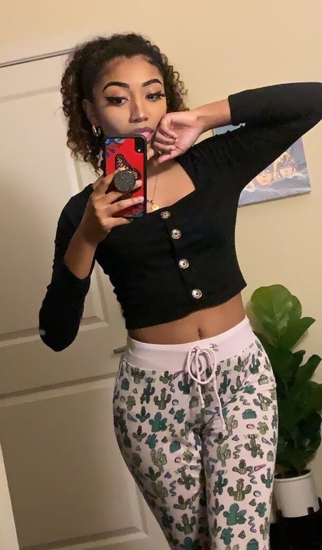 krystalogy Profile image